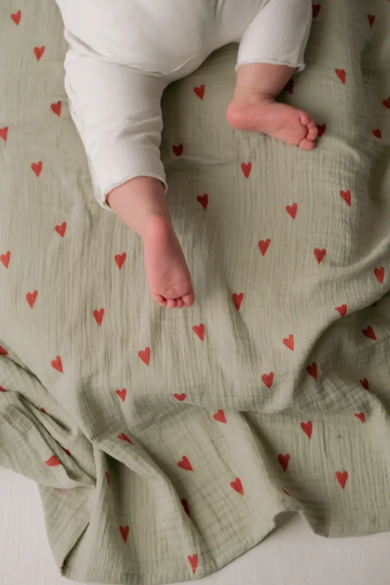 Swaddle Print Large | Green Hearts - Image 2