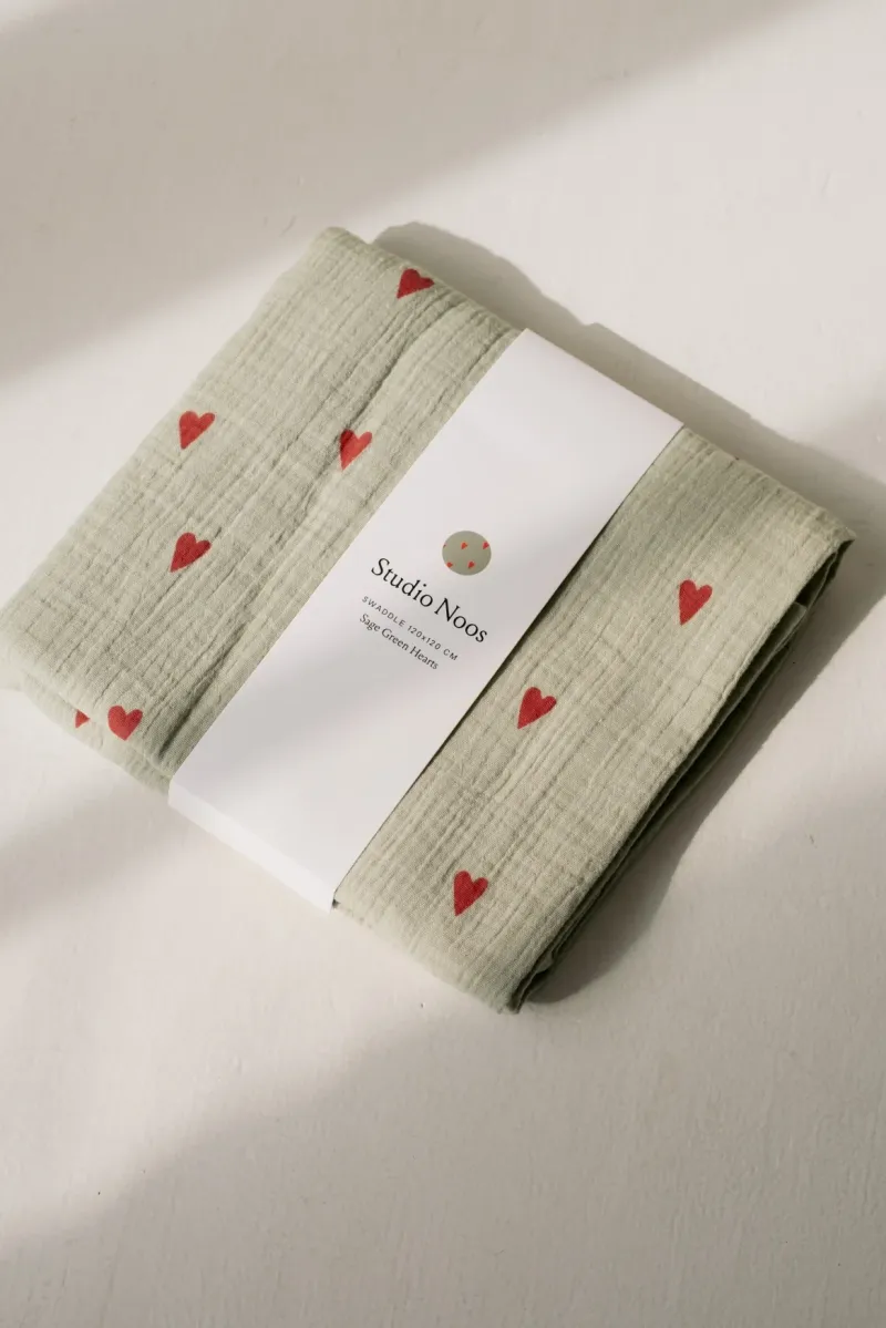 Swaddle Print Large | Green Hearts - Image 5