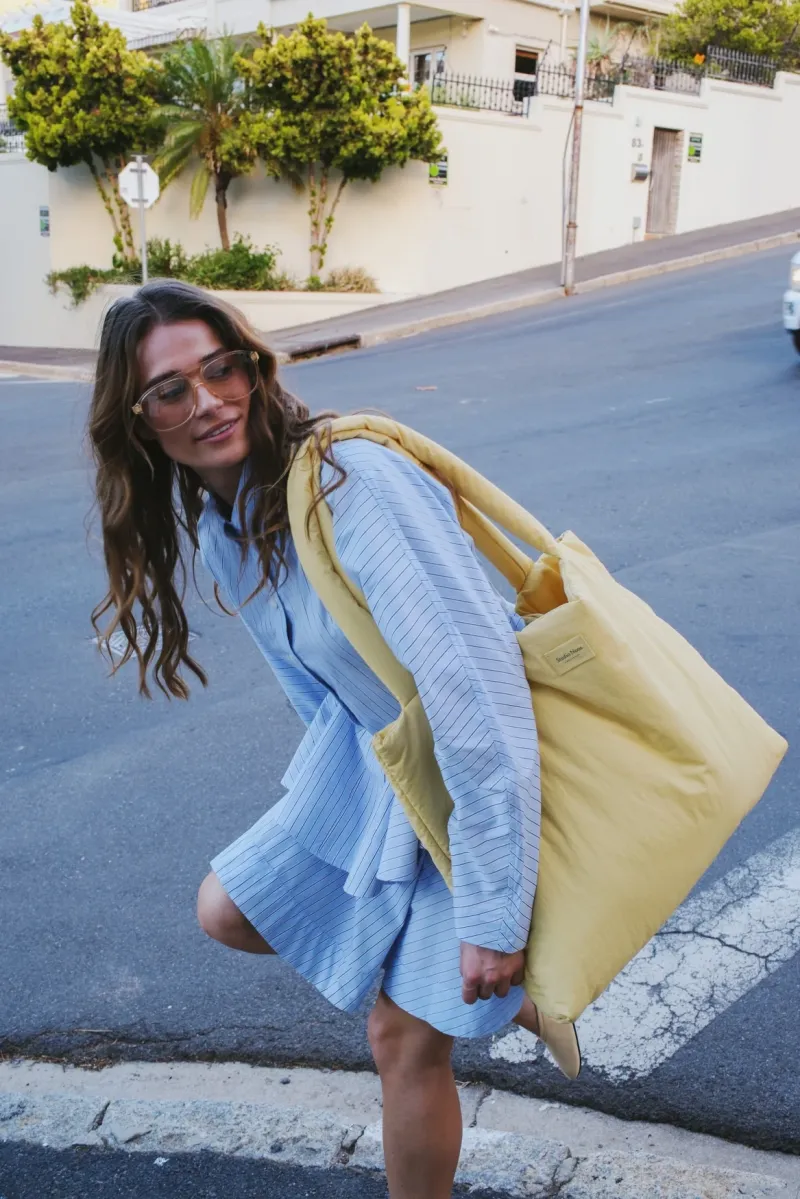 Textured Puffy Mom Bag | Butter Yellow - Image 2